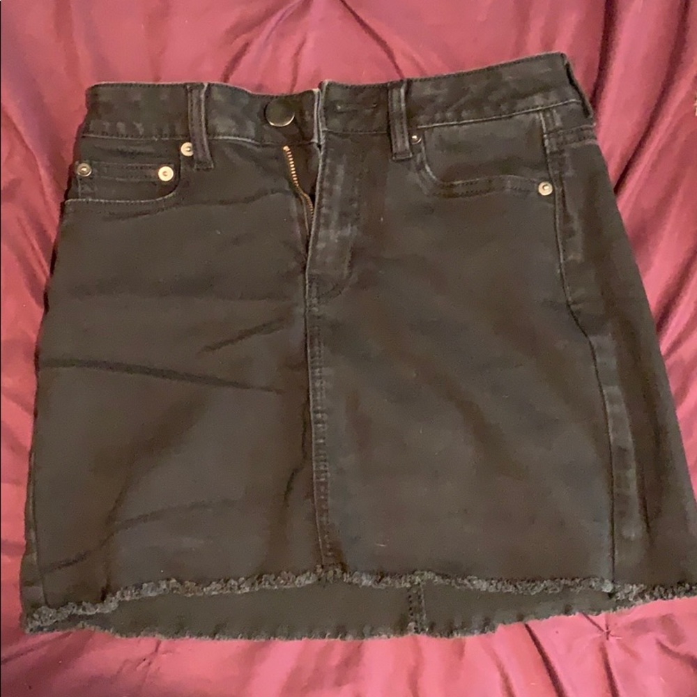 black skirt